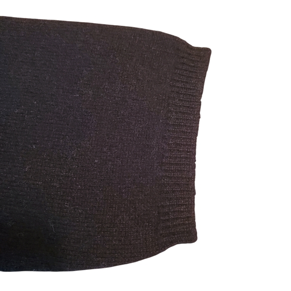 William Lockie Cashmere Crewneck Sweater. Made In Scotland. 44" (LG) Mens. Navy. - Picture 8 of 11